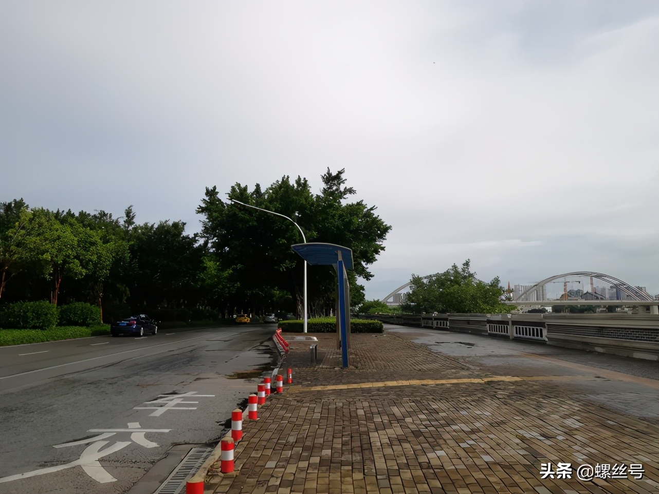 南宁江北大道上下班拥挤不堪，却藏着如画美景