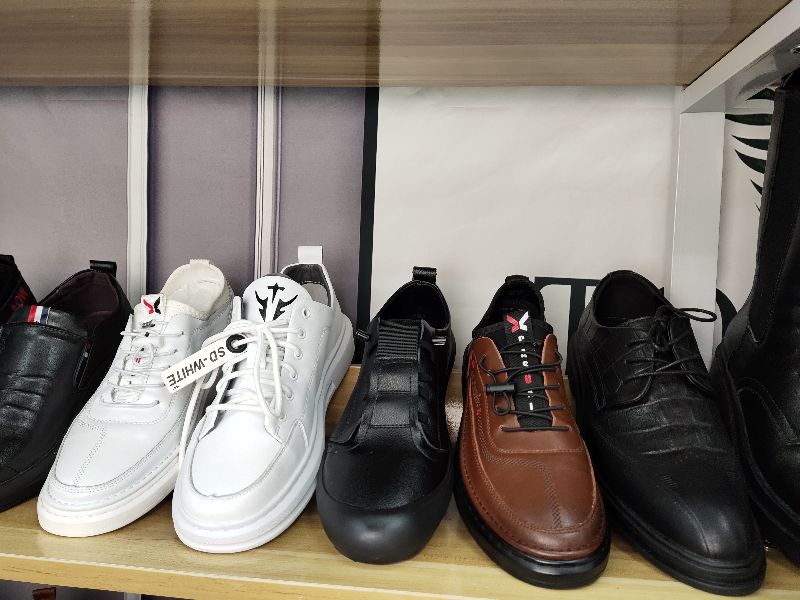 马丁靴百搭,经典款马丁靴秋冬必备