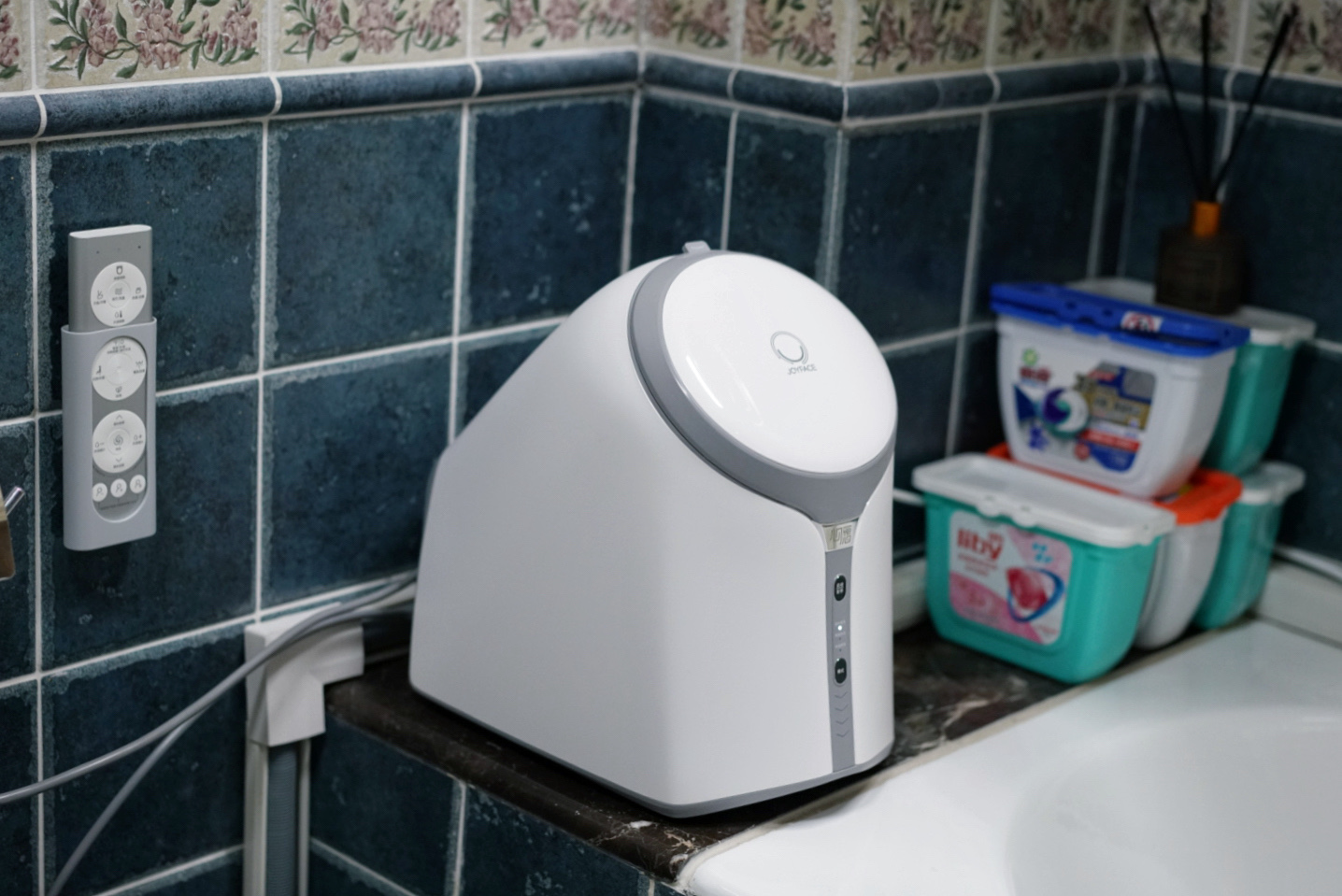 一人一桶，仿手搓洗—觉飞内衣裤洗衣机到底是不是智商税？