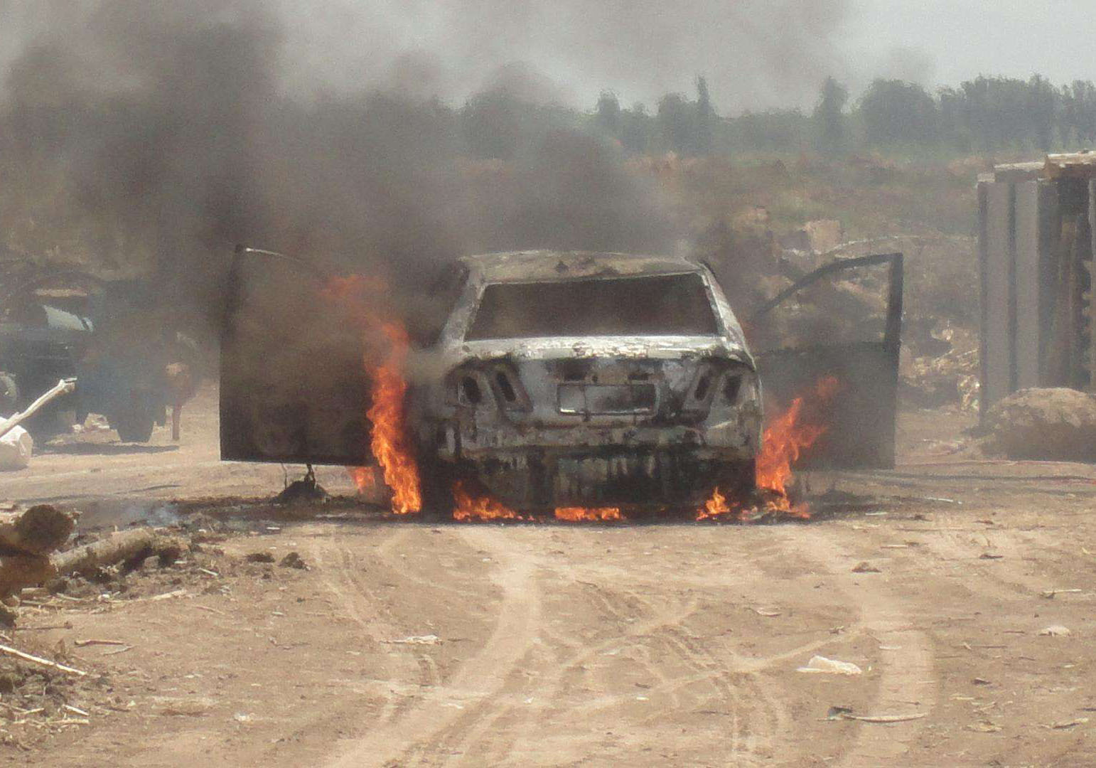 车为什么会自然?这些配置加在车上,热天一到就是定时*弹炸**