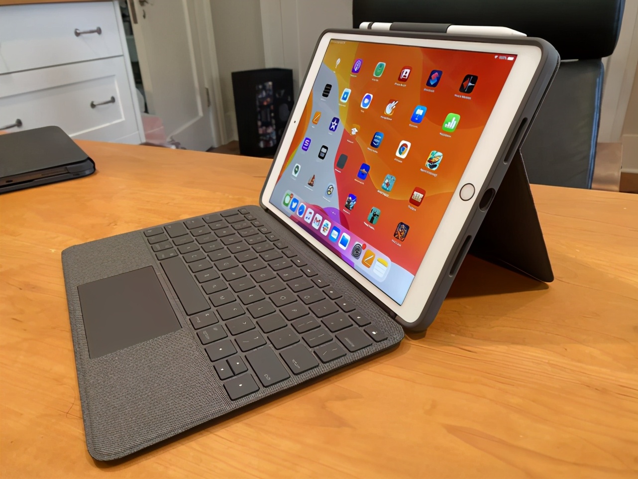 ipad2018好用不,ipad2018适合学生党用吗