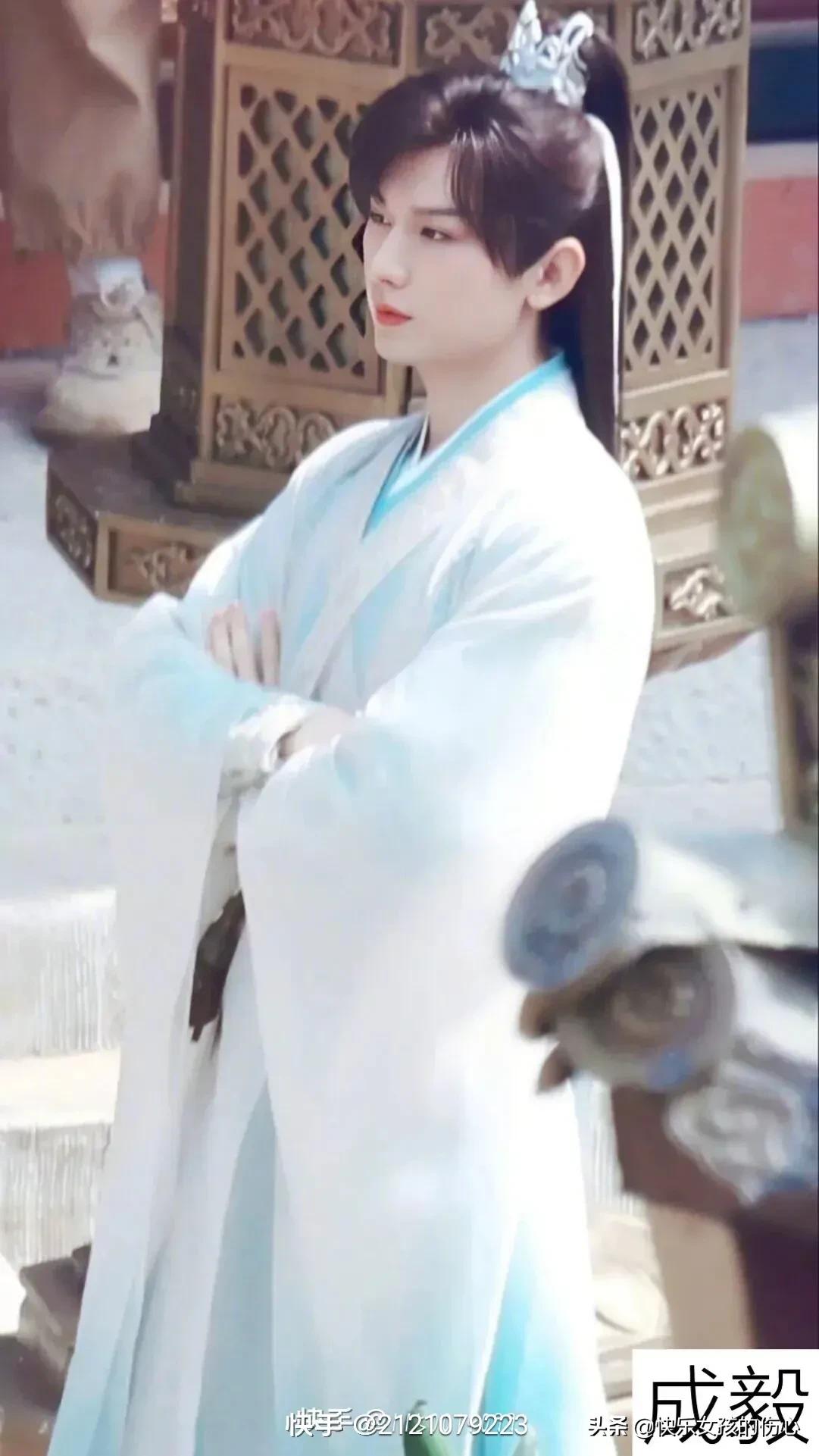 形容古代开朗帅气男子外貌的句子,描写古代男子温润儒雅气质的句子