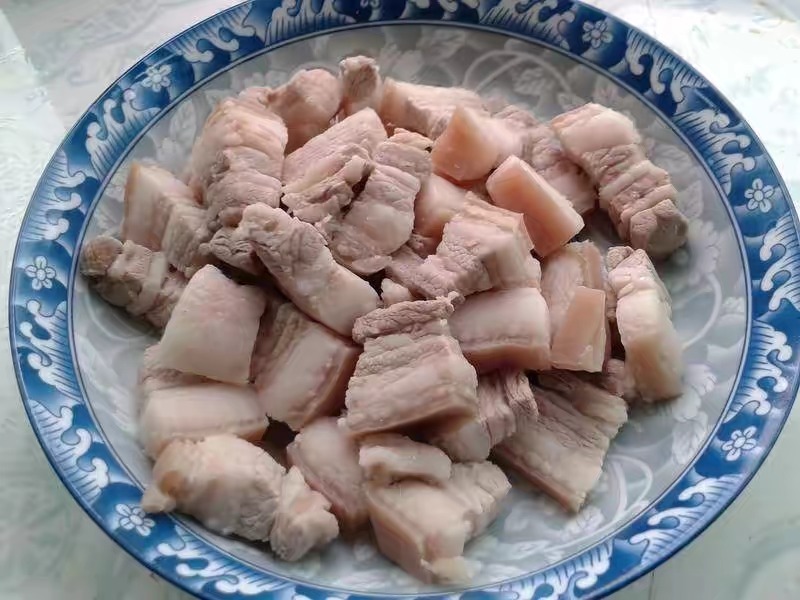 为什么煮粥会起很多白沫,煮肉泡沫多怎么回事