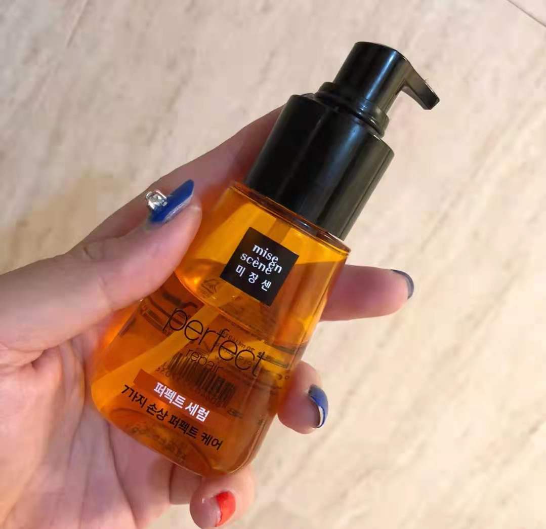 头发湿时很直干了很毛躁,头发烫后湿发很卷吹干毛躁怎么办