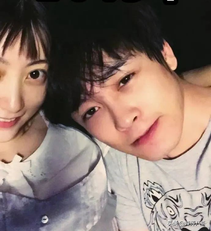 网红夫妇直播骗粉,网红夫妻欺骗粉丝