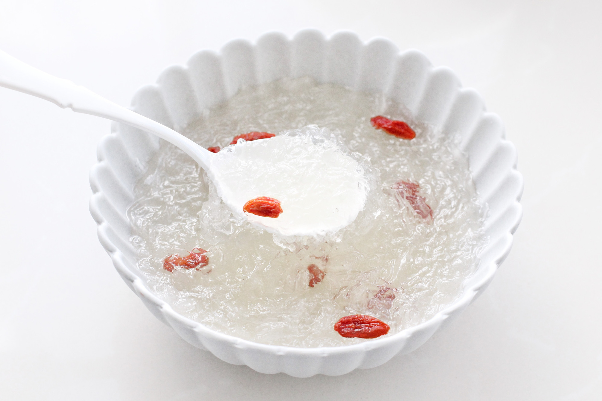 正确炖燕窝的方法银耳,发好的燕窝的正确炖法