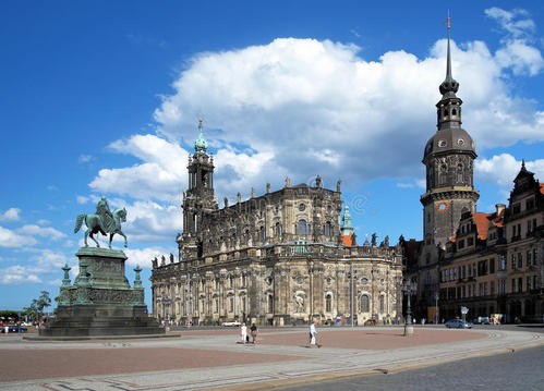 德累斯顿珠宝图片,德累斯顿的国宝级建筑