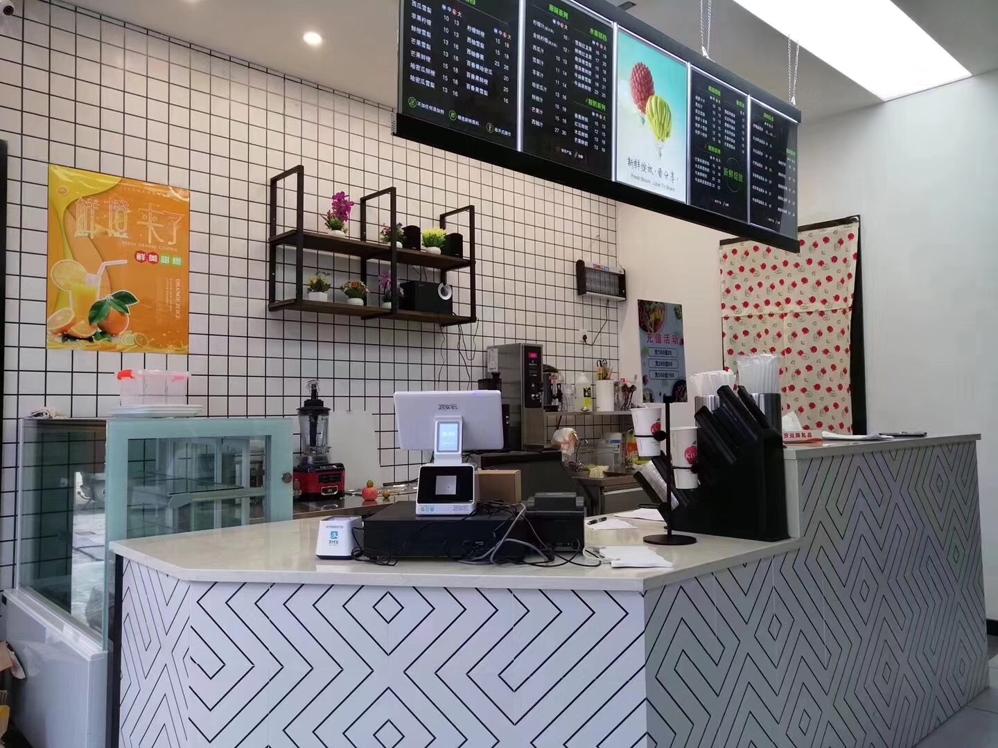 2年开了上千家连锁店,3年开出2000家门店