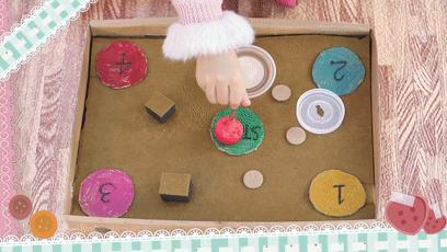 用啤酒的瓶盖怎么做成玩具,六个瓶盖可以做什么手工玩具