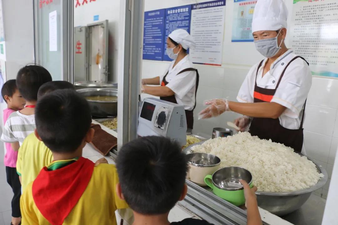 厉行节约反对浪费幼儿,厉行节约反对浪费校园