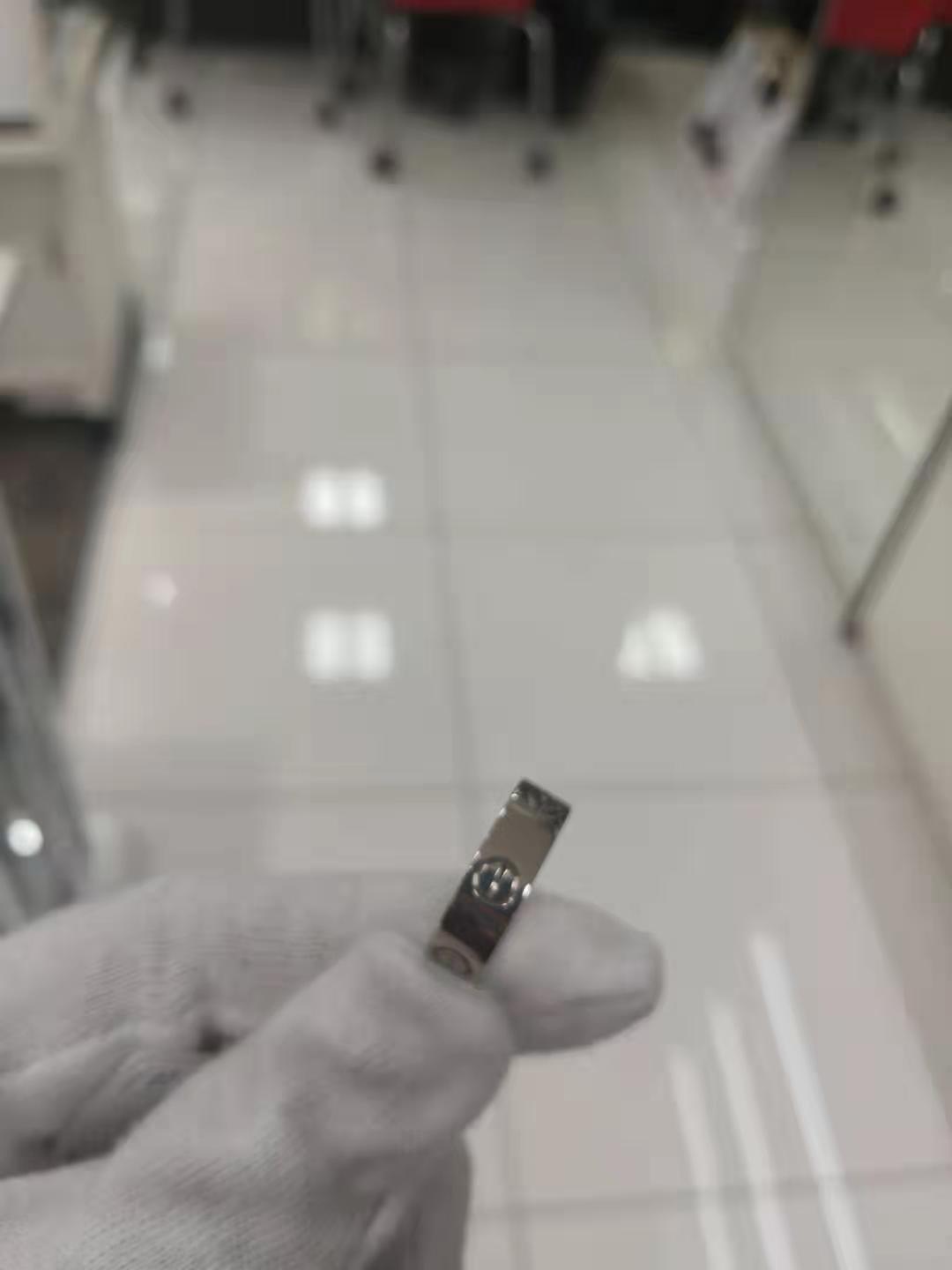 日本的lv中古店哪里多,大阪最大的中古店在哪里