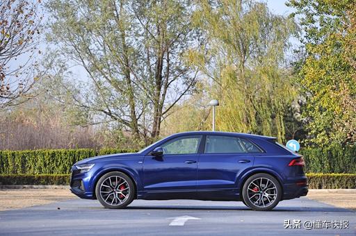 奥迪q855tfsi臻选动感型试驾,沉浸式体验24款奥迪q8臻选动感型