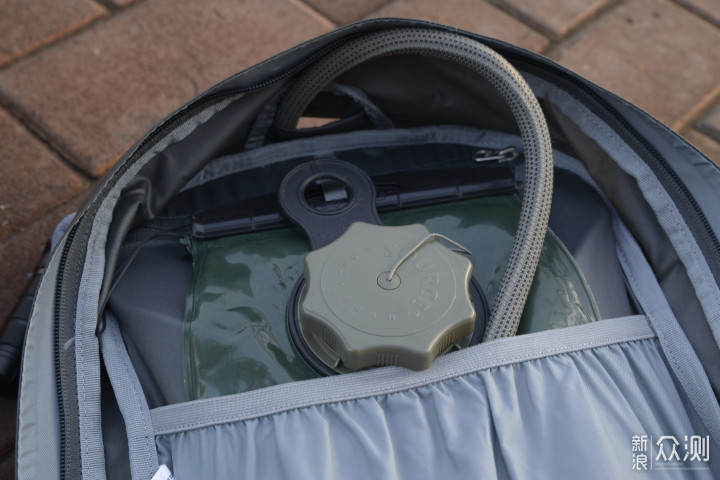 拓乐背包双肩包,拓乐户外背包