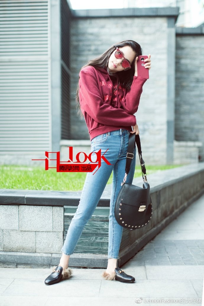 furla包包属于奢侈品吗,furla最新款包