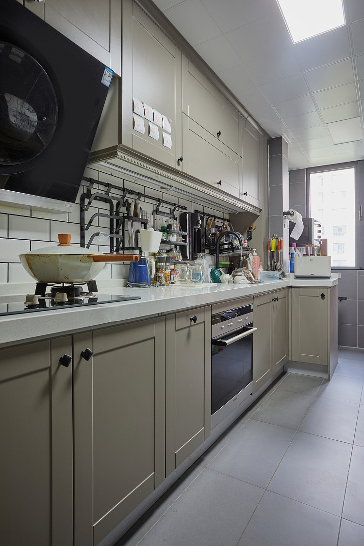 家里垃圾堆多,家里都是垃圾杂物