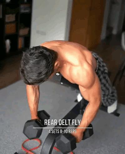 怎么通过穿衣矫正高低肩,如何练就一个好看的宽肩