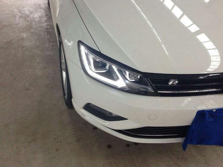 大灯发黄修复能用化油器清洗剂吗,车子大灯发黄可以用角磨机抛光吗