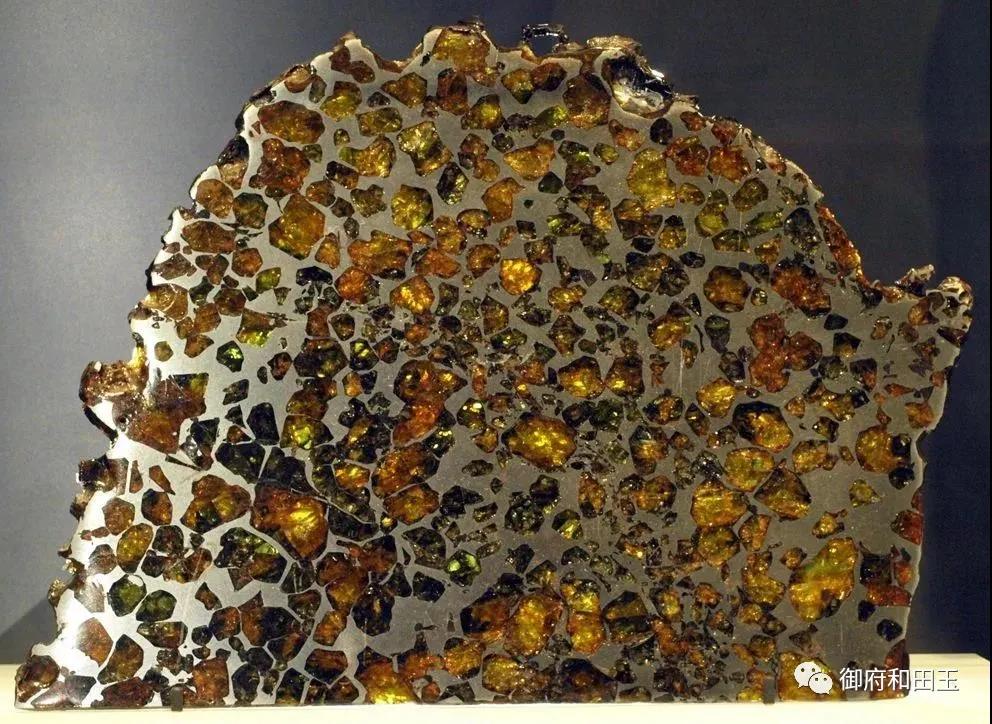 上周！这块来自*疆新**的石头拍出472万的天价！创历史新高