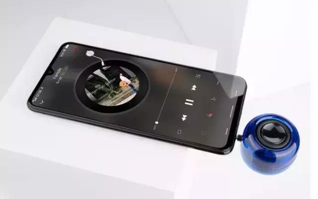 通话音量很小开免提才能听到,电话声音太小快打开这个开关