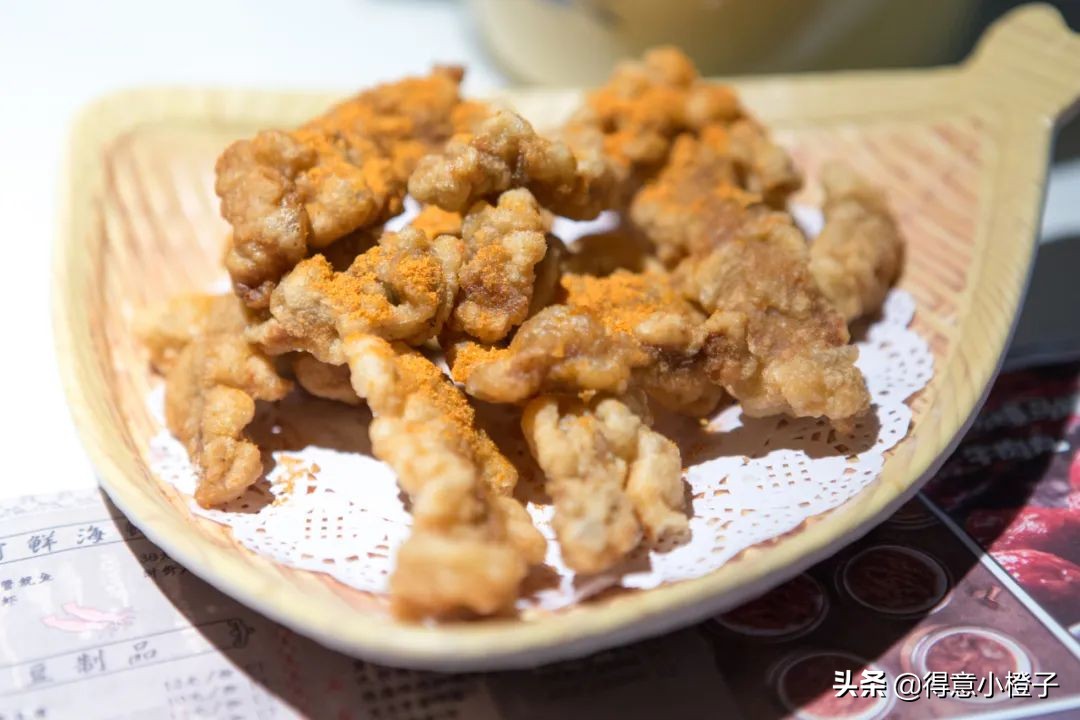 一来就火!哥老官、颜如晶炸鸡店再现排队名场面,亲测...