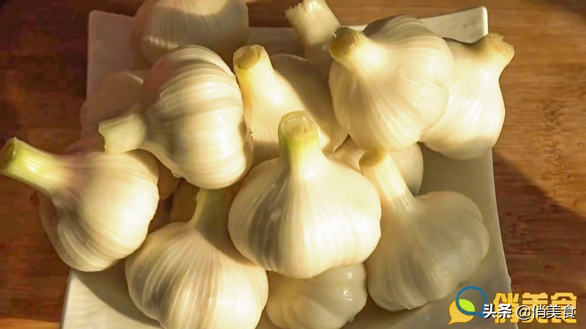 正宗糖醋蒜的腌制方法家常,糖醋蒜的正宗腌制方法