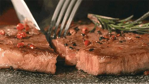 美国人顿顿吃肉,美国人有多喜欢吃牛排