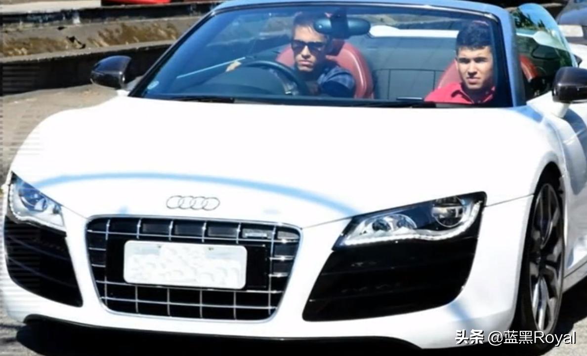 一成首付弹个车到底买车还是租车,一成首付弹个车12万买车变租赁