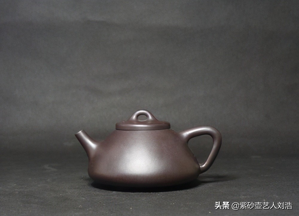 紫砂壶有异味怎样处理,紫砂壶异味是哪里来的