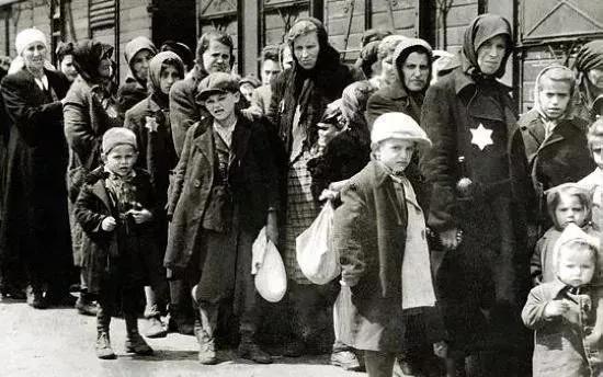 二战犹太人为什么被屠,二战中犹太人为什么被屠