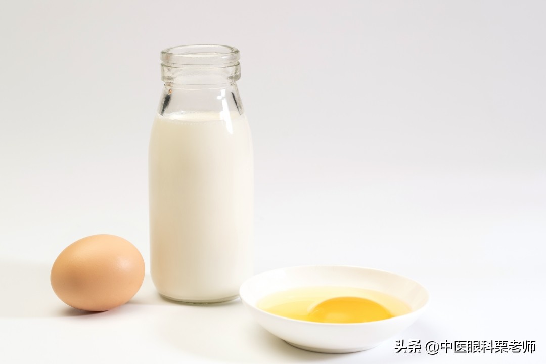 孩子近视了，吃什么对眼睛好？