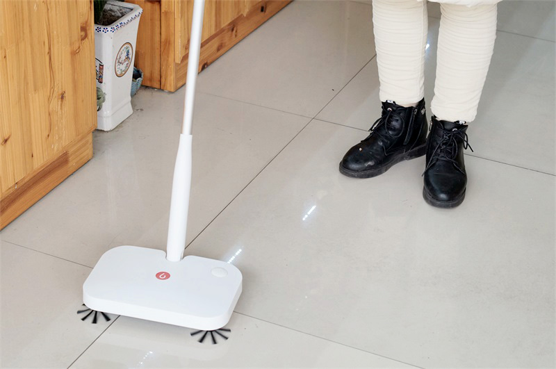 干净省力扫地机,大牌自清洁扫地机测评
