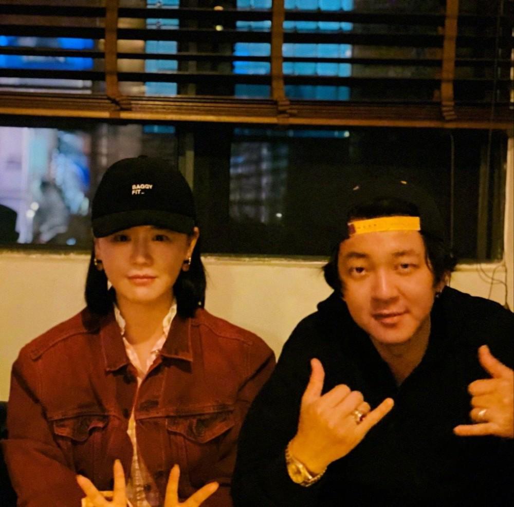 咏梅和栾树跳舞,栾树和咏梅合照