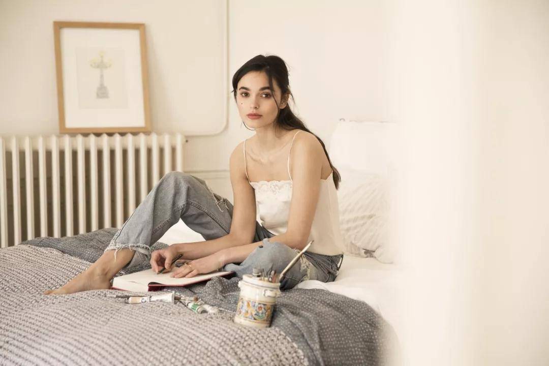 好看又好穿的女人,法国女人穿什么好看又漂亮