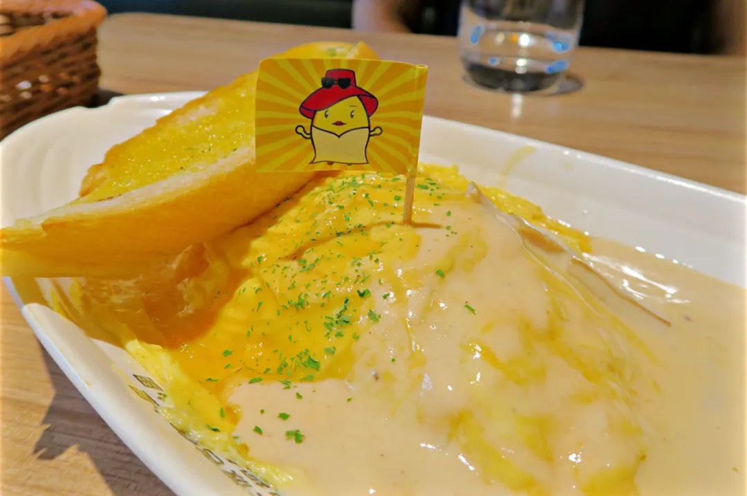 学生时代勾你馋虫的街边店,你和它上一次见面隔了几年?