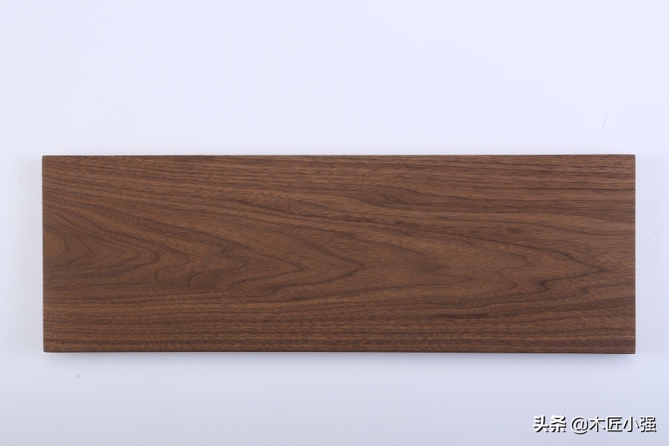 黑胡桃木跟白蜡木材质区别,黑胡桃木白橡木区别