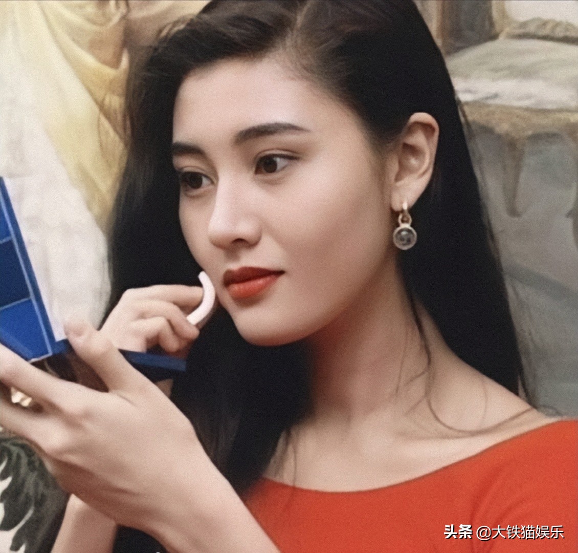 16位外籍女星今昔对比,10位混血女星今昔颜值对比