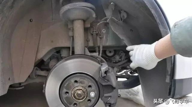 ea2111.6自吸正时皮带更换视频,发动机正时皮带的更换步骤