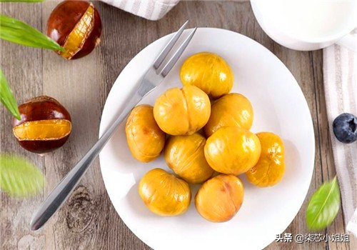 保存板栗一年还新鲜如初,同时分享炒板栗的小技巧,软糯香甜