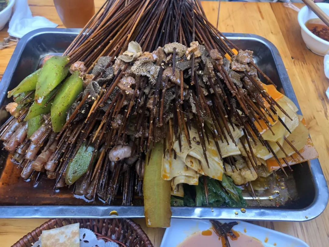 四川人离不开的火锅,四川人离不开的小吃