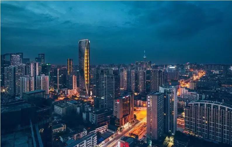 凌晨4点的成都故事,凌晨四点的成都故事讲述