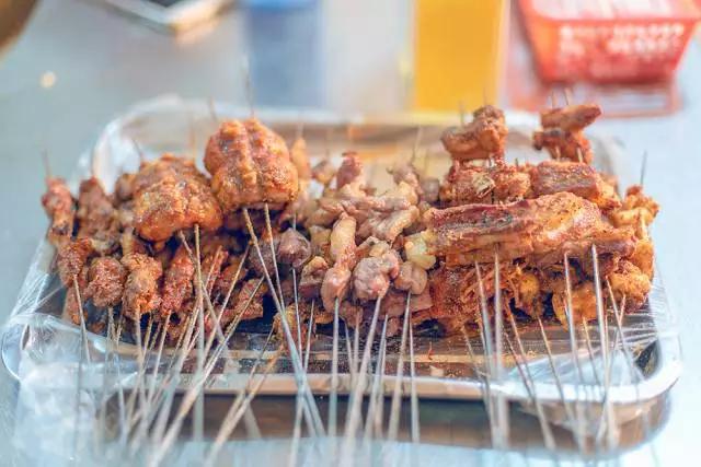 “大金链子小手表,一天三顿吃烧烤”徐州16家烧烤扛把子都在这儿