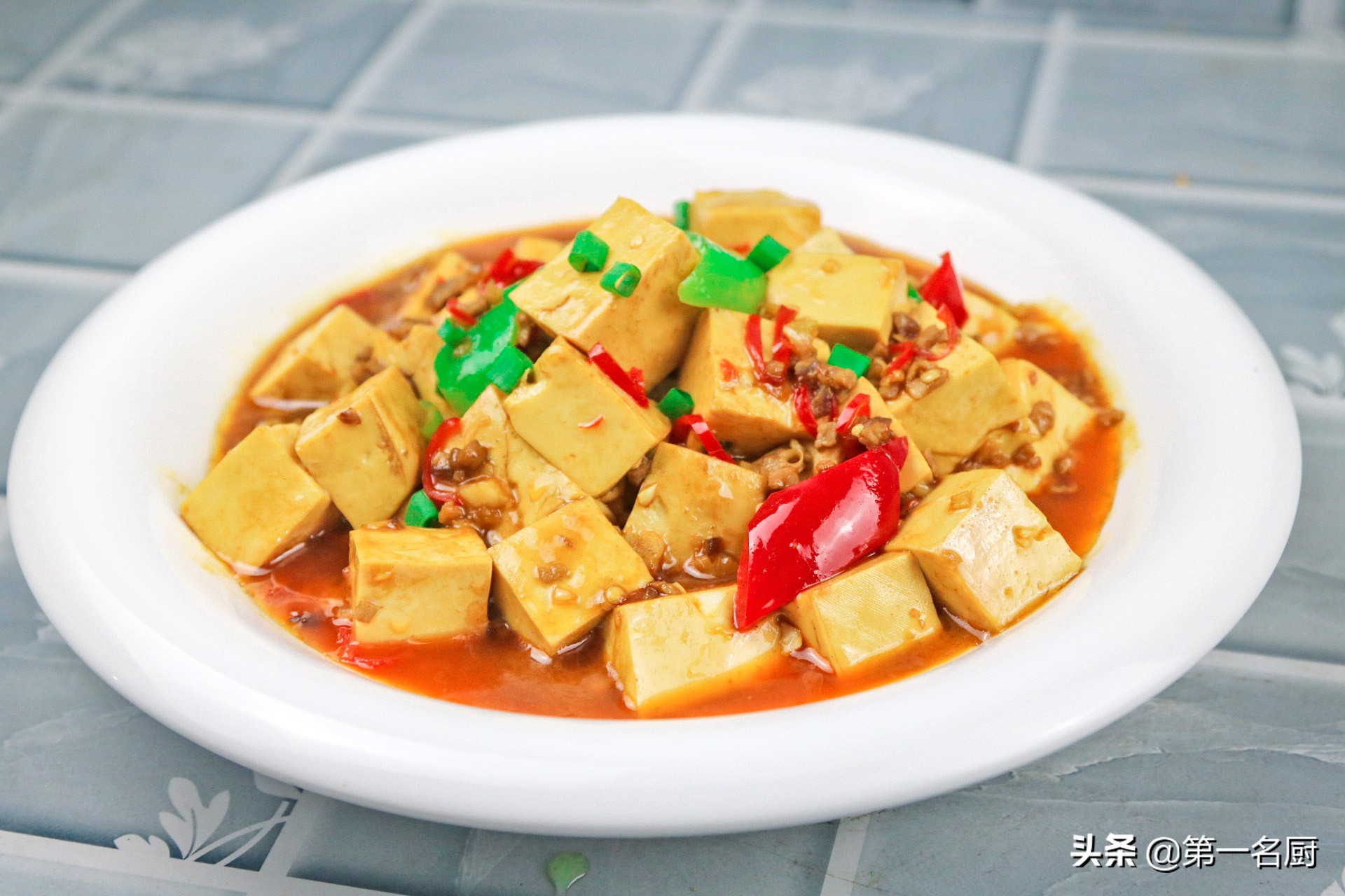 豆腐这样做筋道入味超下饭,豆腐这样做超级下饭