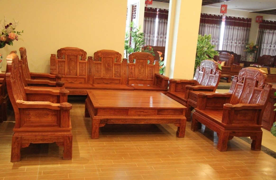 买红木沙发两年后感受,实木沙发刚买回来掉漆正常吗