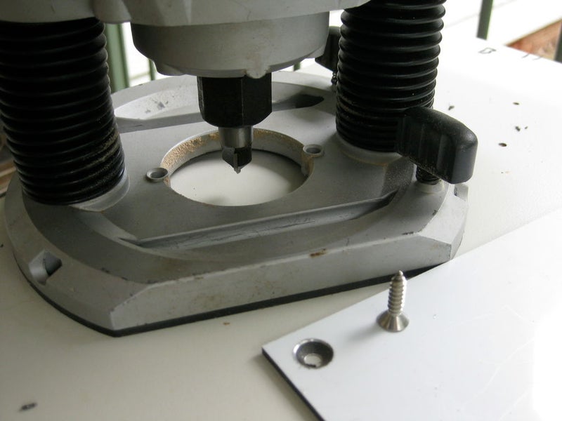 为书房DIY一台简易功放，机箱采用铝塑板自己制作，简约又好声