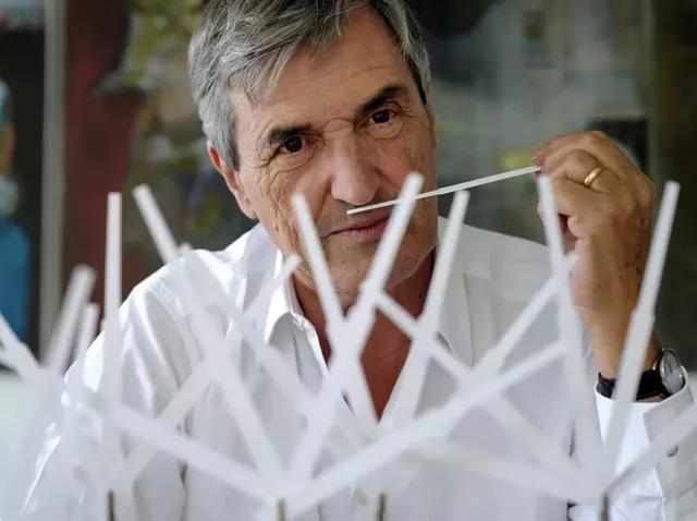 关于中国香水的文案,形容国产香水好的文案