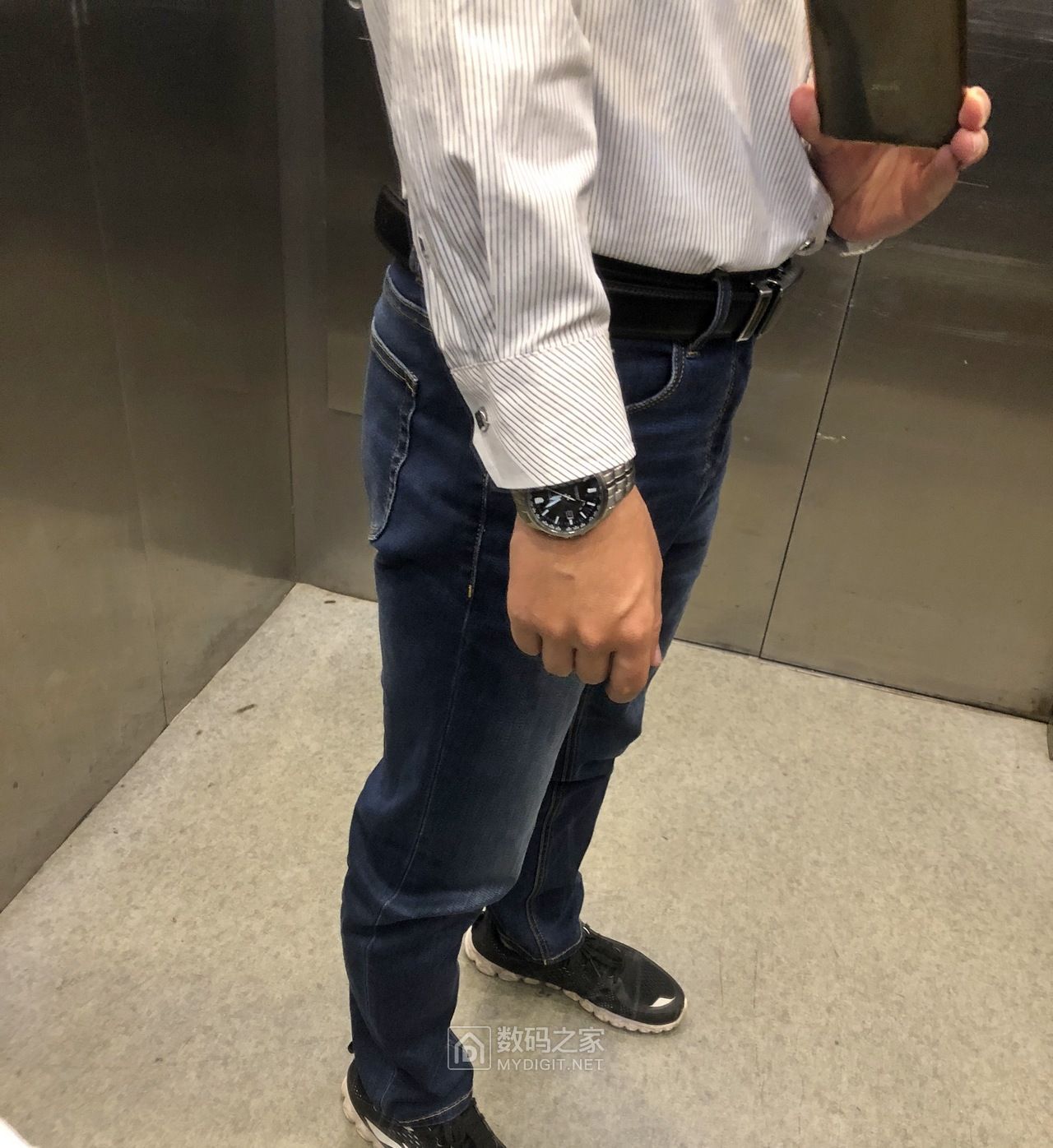 光动能手表卡西欧好还是西铁城好,卡西欧和西铁城光动能手表哪个好