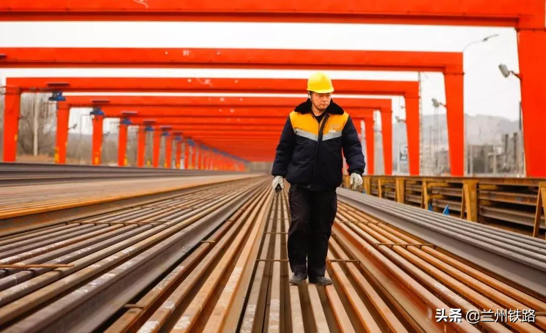 现在的火车没有哐当哐当声音,为什么现在火车跑起来没有哐当声