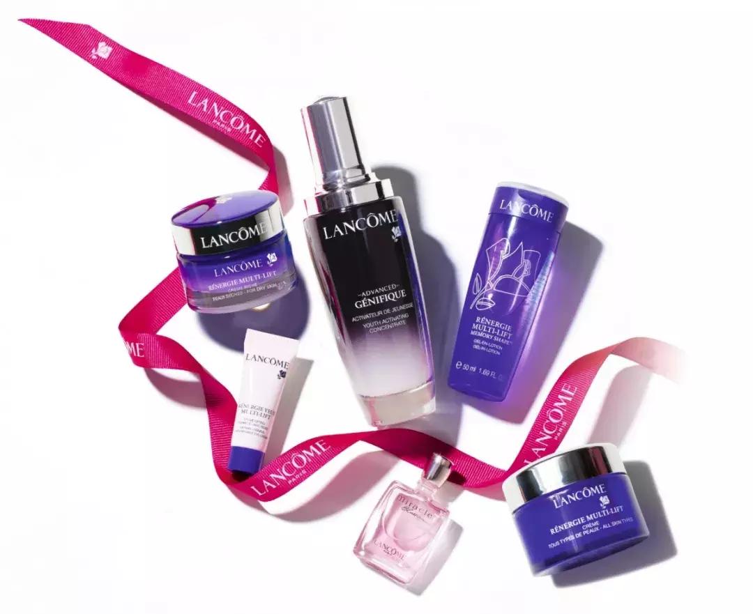 周冬雨兰蔻粉水广告,周冬雨兰蔻新年广告用的口红