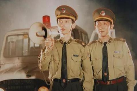 梁天跟葛优演的叫啥电影,梁天三巨头重聚完整版