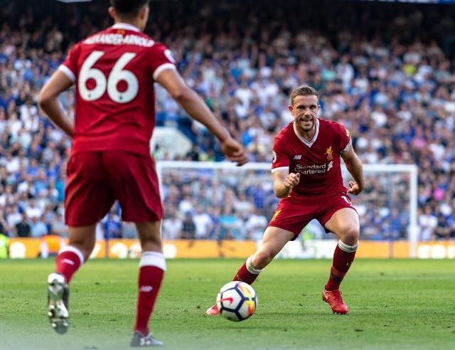 渣叔在利物浦拿了几次欧冠,利物浦逆转渣叔三连拳